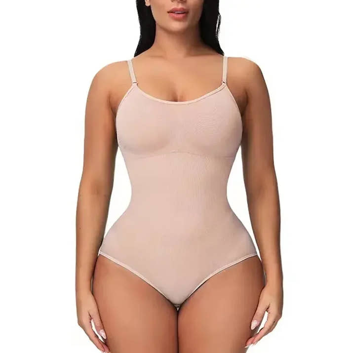 Seamless Shapewear Bodysuit – Tummy Control & Butt Lifting Body Shaper