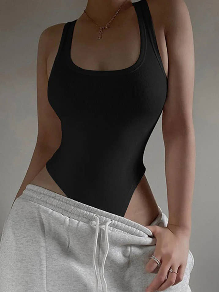 Sleeveless Knit Bodycon Bodysuit – Off-Shoulder Halter Top for Women’s Summer Streetwear & Club Outfits