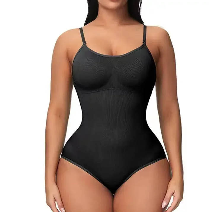 Seamless Shapewear Bodysuit – Tummy Control & Butt Lifting Body Shaper
